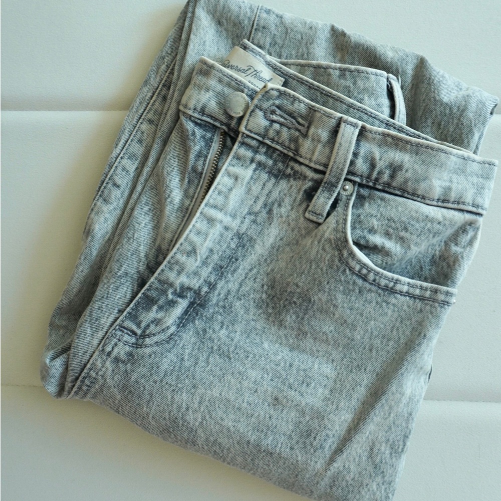 Universal Thread Light Gray Jeans - image 2